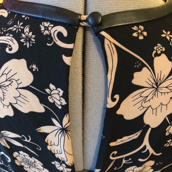 Stylin’ Floral Dress - Picture 4 of 5